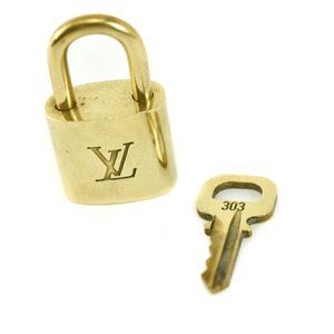 LOUIS VUITTON: Gold/Brass, Metal Padlock #303 (sq)